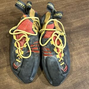 La Sportiva Genius Climbing Shoes Sz 43